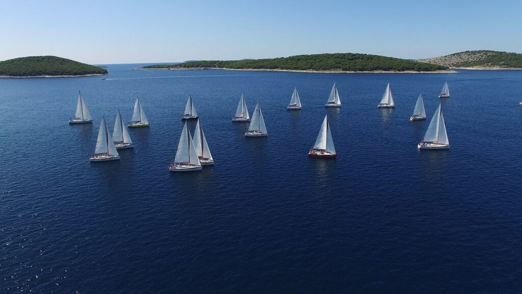 regatta, sailboats, yachts-2133668.jpg